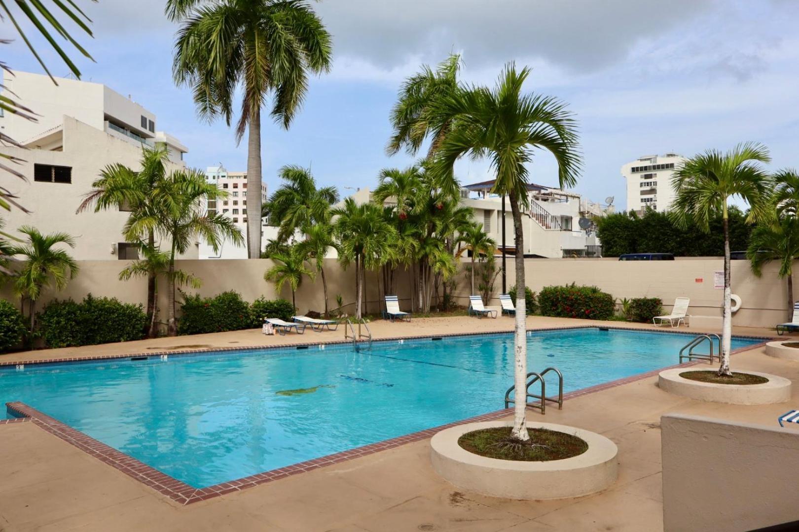 Isla Verde Modern Apartment With Pool San Juan Exterior photo